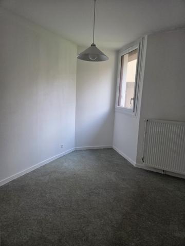 Angers (49000) Local professionnel Angers rue Volney quartier Madeleine Saint Léonard