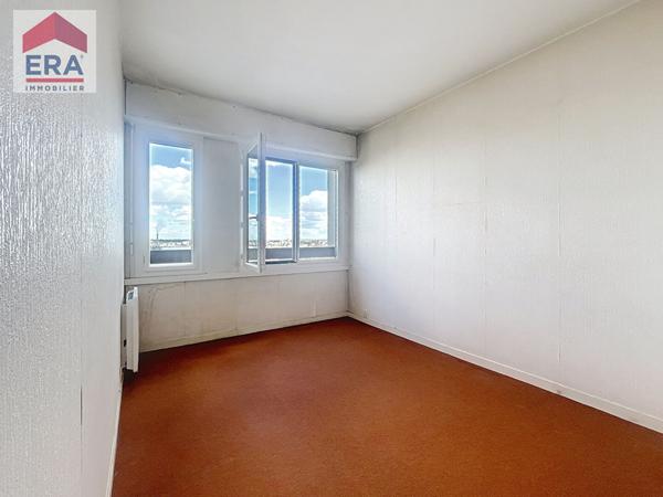 A VENDRE AUX PORTES DE PARIS - 3 PIECES 70m²