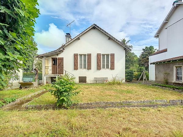 A vendre PAU proche centre-ville - Maison des années 30 de 87 m² avec sous-sol et garage indépendant
