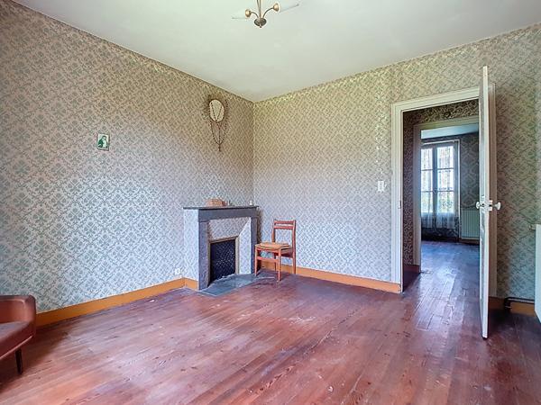 A vendre PAU proche centre-ville - Maison des années 30 de 87 m² avec sous-sol et garage indépendant