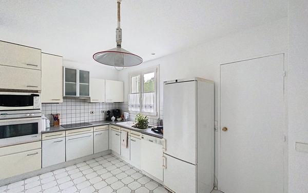 Maison à vendre    4 pièces • 132,18 m2 Chevreuse
