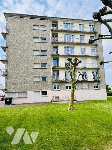 Investissement locatif avec locataire en place, à proximité immédiate des commerces et des tran...