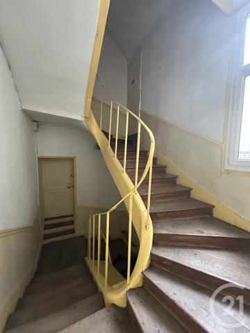 Immeuble à vendre  270 m2 FONTAINEBLEAU - 77