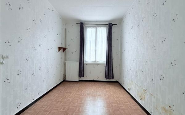 Maison à vendre    2 pièces • 58 m2 Origny-Sainte-Benoite