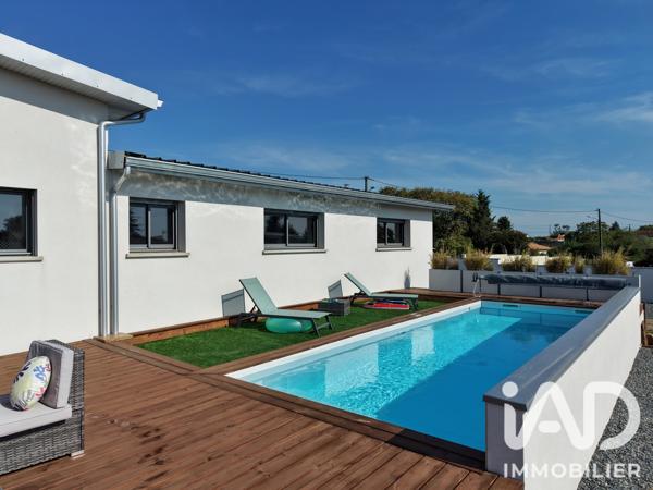 Maison à vendre 5 pièces 156 m² Mornac