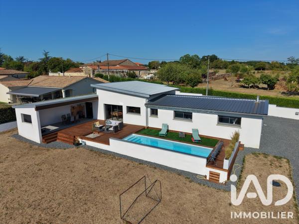 Maison à vendre 5 pièces 156 m² Mornac
