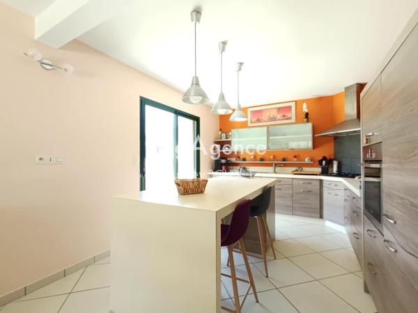 Maison à Malestroit, 56140 - 7 pièces 140m²