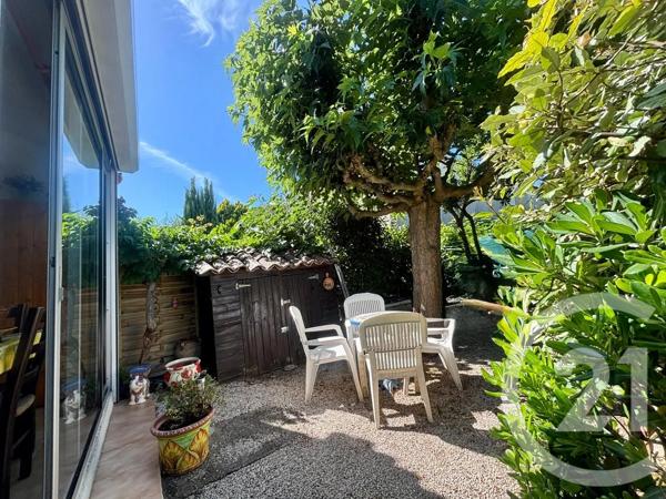 Maison à vendre  3 pièces - 50,20 m 2   BANDOL  - 83