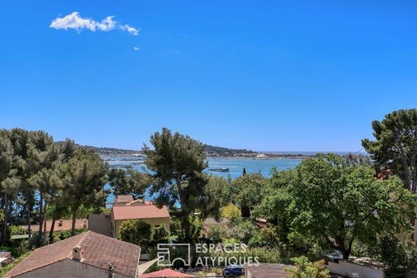 Appartement dernier étage face à la baie du Lazaret