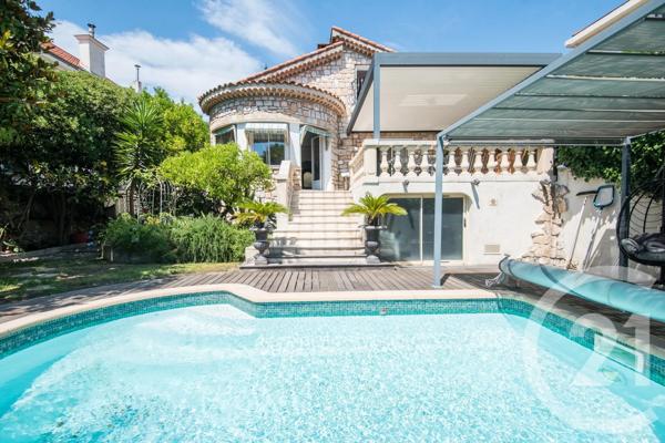 Maison à vendre  4 pièces - 107,66 m 2   NICE  - 06