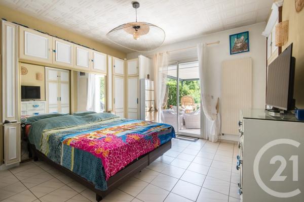 Maison à vendre  4 pièces - 107,66 m 2   NICE  - 06