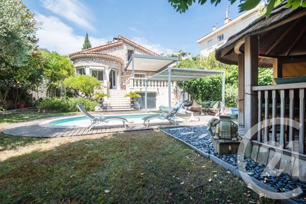 Maison à vendre  4 pièces - 107,66 m 2   NICE  - 06