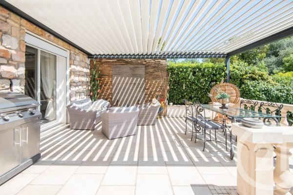 Maison à vendre  4 pièces - 107,66 m 2   NICE  - 06