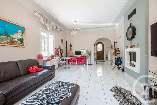 Maison à vendre  4 pièces - 107,66 m 2   NICE  - 06