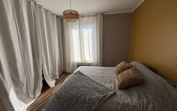 Maison à vendre    4 pièces •  Magenta