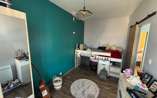 Maison à vendre    4 pièces •  Magenta