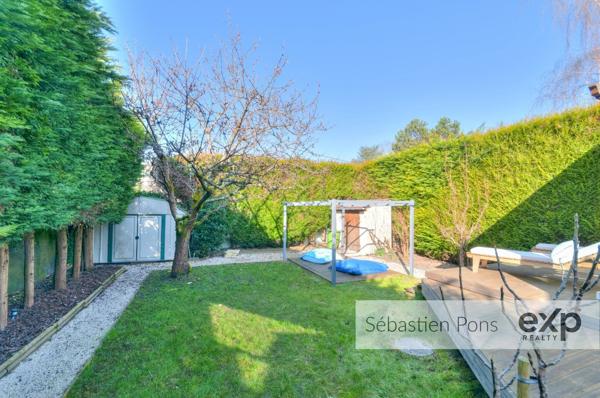 Maison avec piscine couverte