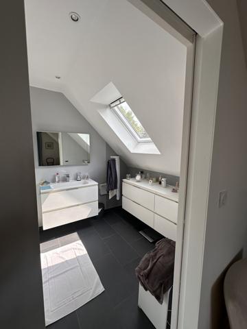 Maison familiale proche commerces et écoles des Portes de la Forêt