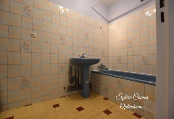 Appartement 4/5 pièces avec balcon, ascenseur et vue sur parc – À découvrir ! Firminy