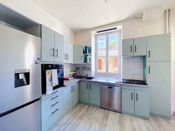 À VENDRE ? Appartement  82 m2 avec grande terrasse à Craponne-sur-Arzon