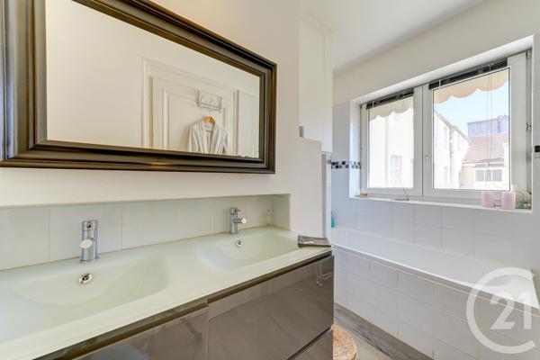 Appartement F5 à vendre  5 pièces - 167,20 m2 LYON - 69001