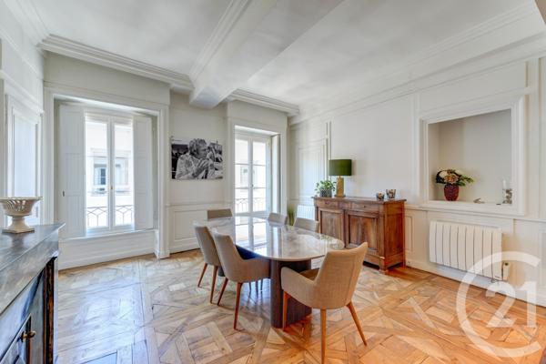 Appartement F5 à vendre  5 pièces - 167,20 m2 LYON - 69001