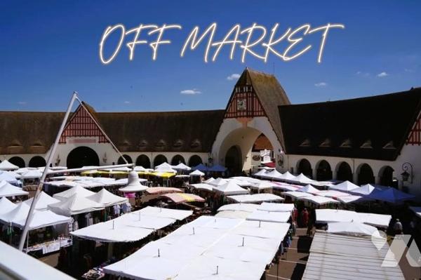 Villa rénovée de 140m² avec terrasse et balcon vue latérale mer, secteur marché du TOUQUET