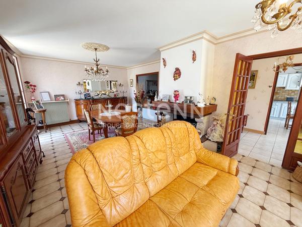 Charmante maison ancienne à rafraîchir à Couzeix - 148 m2 - seconde maison à finir de rénover de 68 m2 - terrain et cour