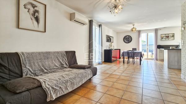CHATEAURENARD - Maison plain-pied 3 chambres + bureau, jardin avec piscine