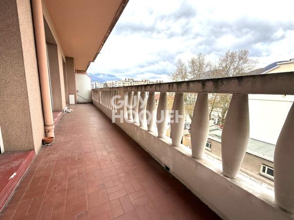 APPARTEMENT À LOUER DE 3 PIÈCES DE 86,46 M²