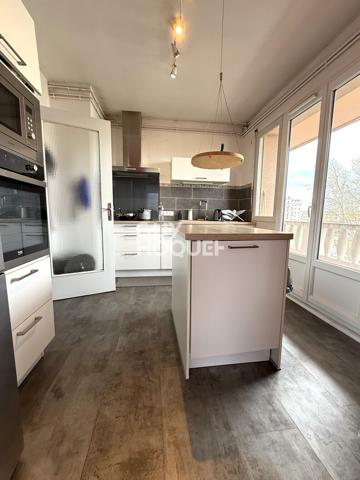 APPARTEMENT À LOUER DE 3 PIÈCES DE 86,46 M²