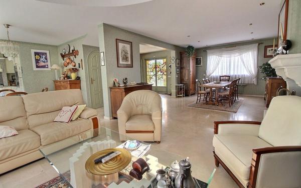 Maison à vendre    4 pièces •  Savigny-sur-Orge