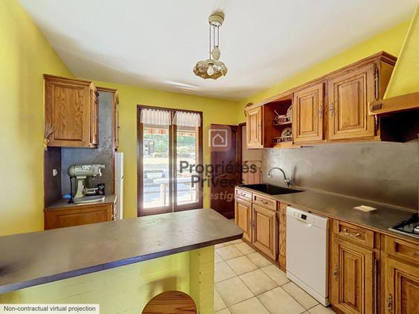 Villa T5 plain-pied 119 m², Terrain 1750 m², 4 chambres, Garage , Au calme , Saint-Maximin 83470