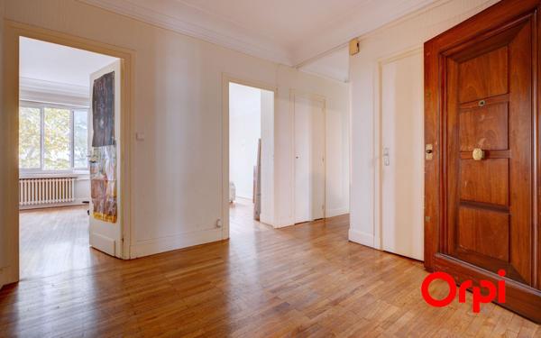 Appartement à vendre    3 pièces • 85,76 m2 Lyon 3