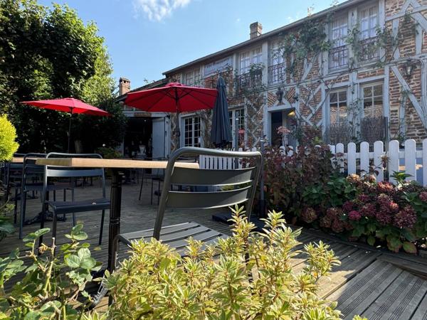Vente                                                      Maison
                        
                     6 pièces                      130 m2                     à Chaumont-en-Vexin