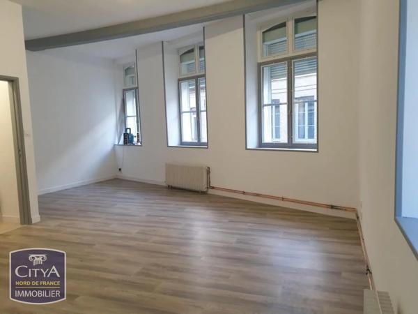 Appartement à louer 4 pièces 108.87m² Saint-Omer (62500)