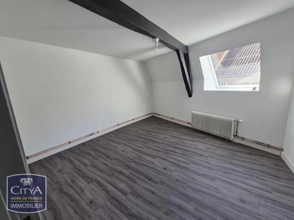 Appartement à louer 4 pièces 108.87m² Saint-Omer (62500)