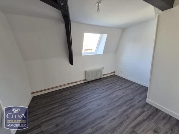 Appartement à louer 4 pièces 108.87m² Saint-Omer (62500)