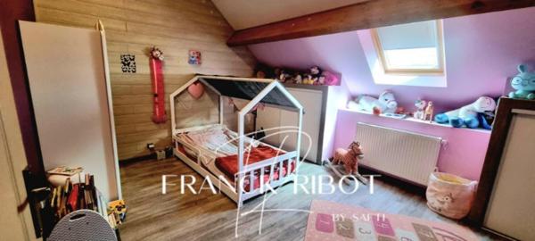 Maison Ancienne de 224m2 sur 755m2 de Terrain