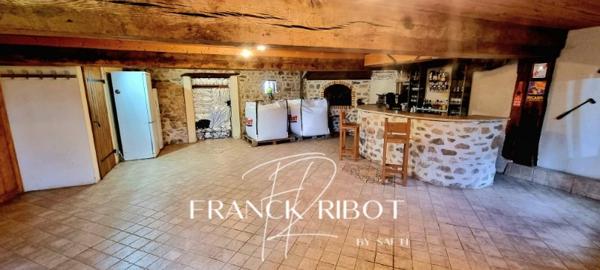 Maison Ancienne de 224m2 sur 755m2 de Terrain