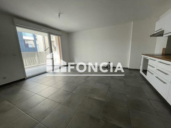 Location Appartement 3 pièces 62.6 m² - 32 D RUE CHIRAT Villeurbanne 69100