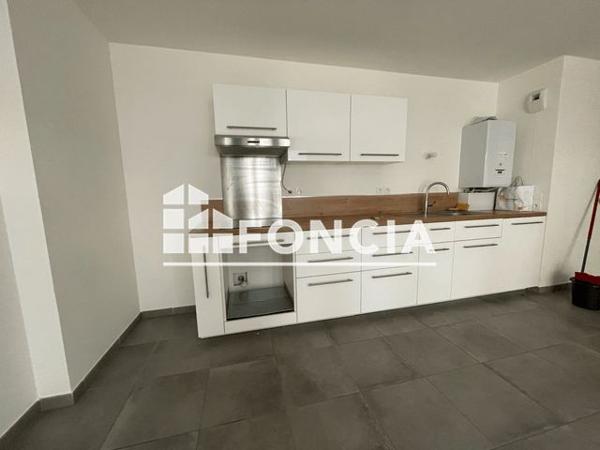 Location Appartement 3 pièces 62.6 m² - 32 D RUE CHIRAT Villeurbanne 69100