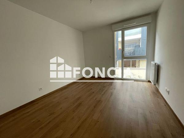 Location Appartement 3 pièces 62.6 m² - 32 D RUE CHIRAT Villeurbanne 69100