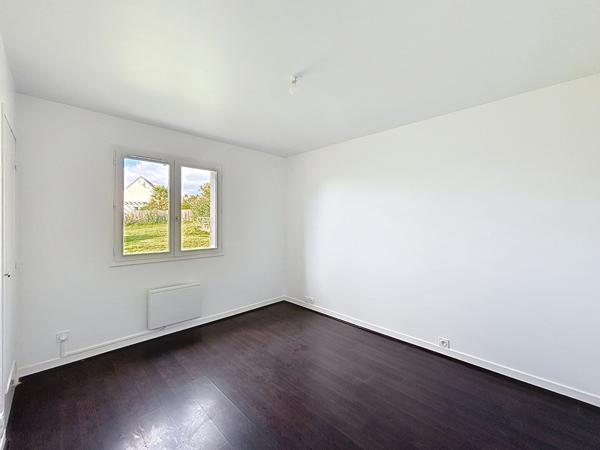 Maison familiale et rénovée, 4 chambres, plain-pied, jardin lumineux - Languidic.