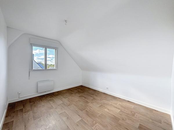 Maison familiale et rénovée, 4 chambres, plain-pied, jardin lumineux - Languidic.