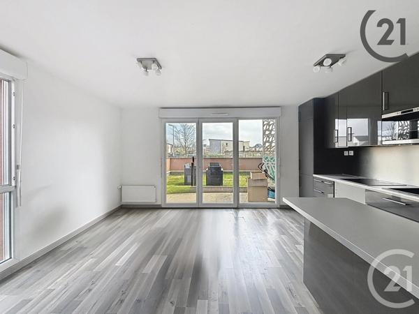 Appartement F3 à vendre  3 pièces - 61,90 m2 MOISSY CRAMAYEL - 77