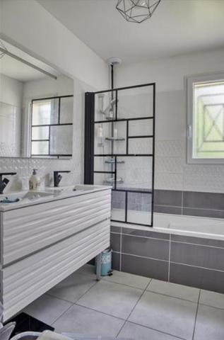 Maison à vendre 355 232 € Salles 4 p 101 m² DPE A