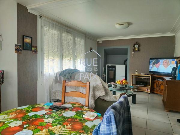 86140 LENCLOITRE Maison Lencloitre 4 pièce(s) 78.23 m² - pour investisseurs