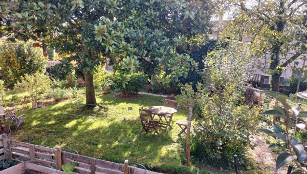 Maison de ville à vendre à Melle dans les Deux-Sèvres (79500), ref : 11720