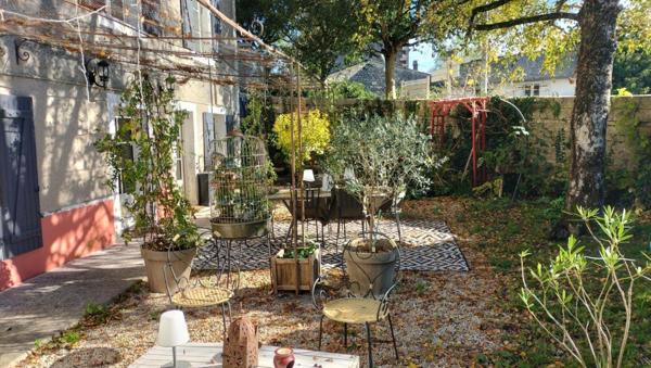 Maison de ville à vendre à Melle dans les Deux-Sèvres (79500), ref : 11720